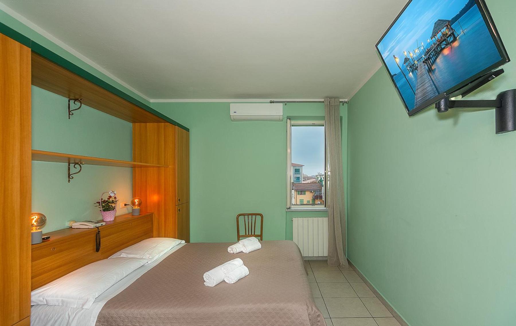Hotel Villa Benvenuti Viareggio Bagian luar foto