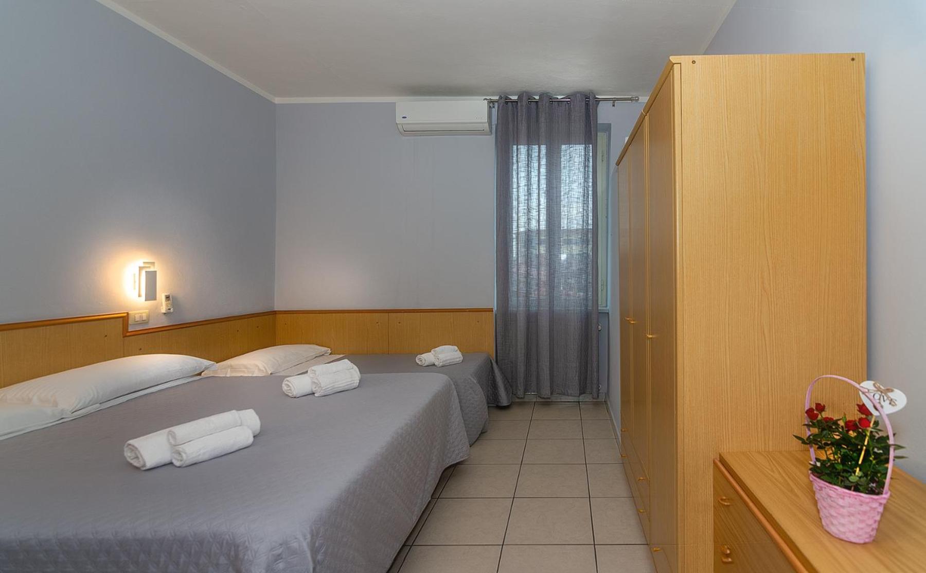 Hotel Villa Benvenuti Viareggio Bagian luar foto